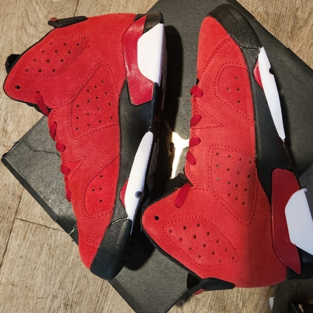 Brand new retro Jordan 6, red, black, white, size 2Y with box